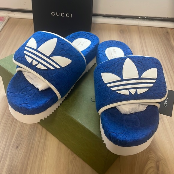 Gucci X Adidas 
GG Platform Sandal Blue - Picture 1 of 6